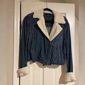 Splendid Blue Denim Jacket with Shearling Trim